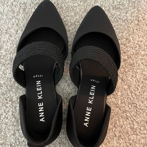 NWOT Anne Klein Flats